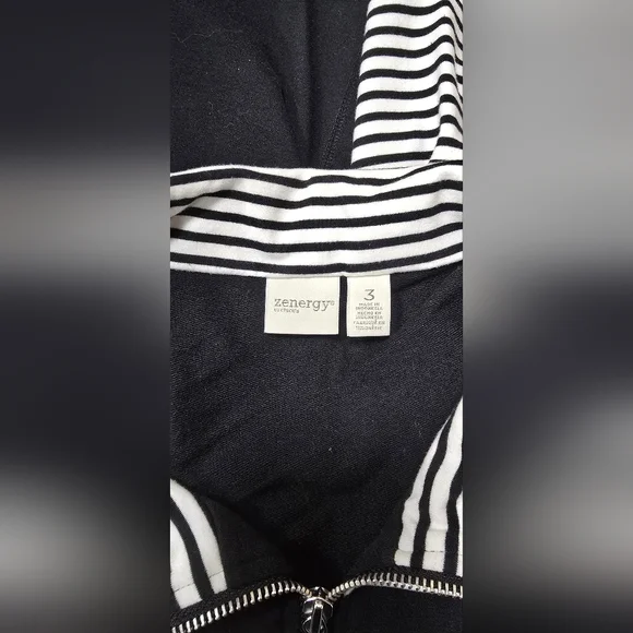Chico’s Zenergy jacket women 3/XL  striped black/white athleisure outdoor - Picture 7 of 7